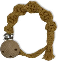 Attache Sucette Macramé ' Spiral' - Jaune Ocre - Katoen - Macramé - Handgemaakt Aux Nederland - Livraison Gratuite