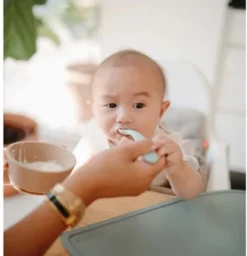 Cuillères En Silicone MUSHIE |Set 2 Pièces|Pierre, Mauve Nuageux|Bavoirs|Cuillère|Bébé|Sans BPA -Bébé Soldes Boutique 1156x1200 24