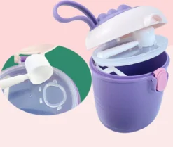 Distributeur Nourriture Pour Bébé - Boîte Doseuse De Lait En Poudre Bébé - Boîte De Voyage - Boîte De Conservation Des Aliments - Distributeur Avec Cuillère 220ML - Blauw -Bébé Soldes Boutique 1200x1014 3
