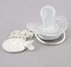 Sucette Frozen - Tétine - Elsa - Transparent - Or Rose - Attache-tétine - Attache-tétine - Strass - Cristal - Luxe - Bébé - Bonnet De Protection Tétine OFFERT -Bébé Soldes Boutique 1200x1129 2