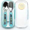 Ensemble De Couverts Pour Enfants Trains Dans Un Coffret De Rangement - Tyrrell Katz