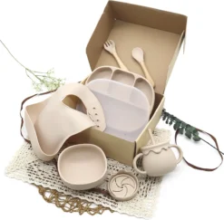Vaisselle Enfant En Silicone Avec Ventouse LaCardia Beige – Set Vaisselle Enfant – Assiette Bébé Et Enfant Avec Ventouse – Vaisselle Bébé -Bébé Soldes Boutique 1200x1179 12