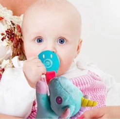 Sucette En Peluche Licorne Bleue, éco-responsable, Suce En Peluche - Attache Tétine En Peluche - Attache Tétine Bleu Licorne Avec Peluche Détachable En Peluche, (TEAT NON INCLUS) -Bébé Soldes Boutique 1200x1191 6