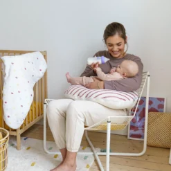 Doomoo Softy - Petit Coussin D'allaitement - Billes Ultra Fines Et Silencieuses - Coton Organique - 150 Cm - Ruby Stripes -Bébé Soldes Boutique 1200x1200 1335