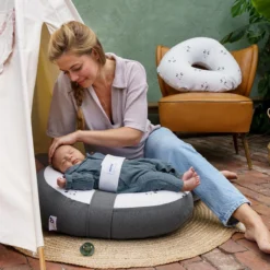 Doomoo Relax Cover - Deer - Transformez Votre Oreiller De Grossesse En Un Pouf Sûr Pour Votre Bébé. -Bébé Soldes Boutique 1200x1200 1565