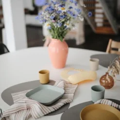 Tasse à Boire Mushie | SALOPETTE | Tasses | 2 Pièces | Vanille | Coupe | Tasse De Pratique | Vanille | Beige -Bébé Soldes Boutique 1200x1200 1690