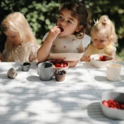 Tasse à Boire Mushie | SALOPETTE | Tasses | 2 Pièces | Vanille | Coupe | Tasse De Pratique | Vanille | Beige -Bébé Soldes Boutique 1200x1200 1692