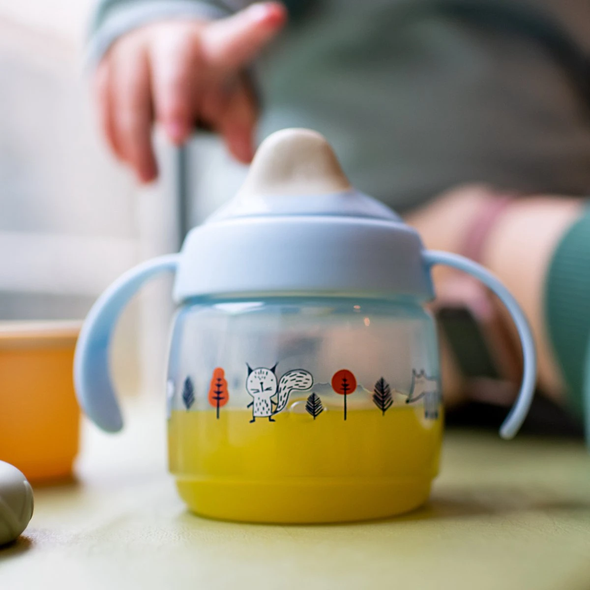 Tommee Tippee Superstar Sippee Teat Cup - Antichoc - Avec Intellivalve - Technologie Antibactérienne BACSHIELD - Dès 4 Mois -190 Ml - Jaune 5 Tommee Tippee Superstar Sippee Teat Cup - Antichoc - Avec Intellivalve - Technologie Antibactérienne BACSHIELD - Dès 4 Mois -190 Ml - Jaune – Image 5