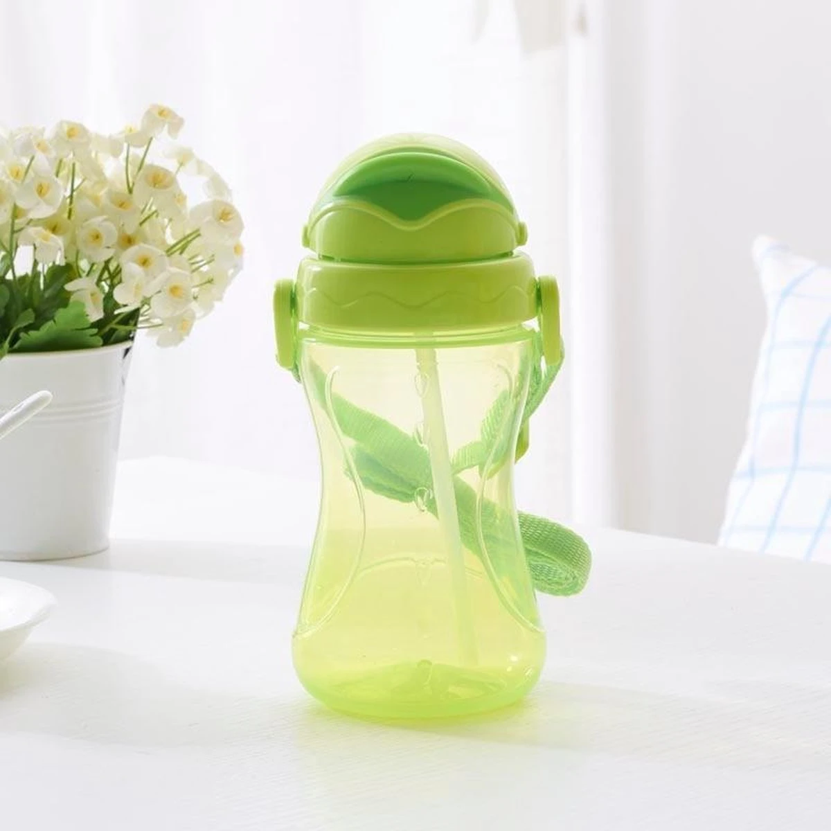 Tasse à Boire Avec De La Paille | Tasse Anti-déversement | Sangle Amovible | Les Tout-petits | Enfants D'âge Préscolaire | Sans BPA | 420 Ml | Vert 1 Tasse à Boire Avec De La Paille | Tasse Anti-déversement | Sangle Amovible | Les Tout-petits | Enfants D'âge Préscolaire | Sans BPA | 420 Ml | Vert