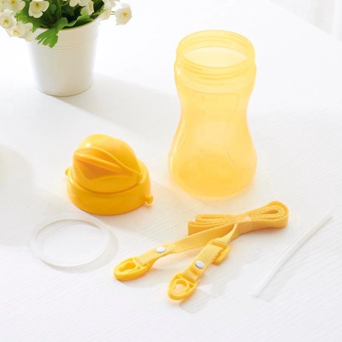 Tasse à Boire Avec De La Paille | Tasse Anti-déversement | Sangle Amovible | Les Tout-petits | Enfants D'âge Préscolaire | Sans BPA | 420 Ml | Rose 2 Tasse à Boire Avec De La Paille | Tasse Anti-déversement | Sangle Amovible | Les Tout-petits | Enfants D'âge Préscolaire | Sans BPA | 420 Ml | Rose – Image 2