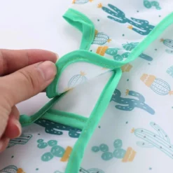 Bavoir - Bavoir Avec Bac De Collecte - Avec Manches - Bavoir Avec Manche - Artisanat - Tablier De Messing Lavable - 18 à 24 Mois - Cactus -Bébé Soldes Boutique 1200x1200 2110