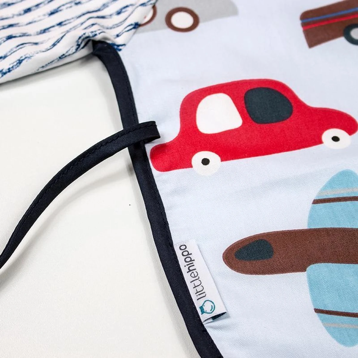 Tablier Enfant 'Car' Manches Longues - Bavoir à Manches - Bavoir Petit Hippopotame - Imperméable - Artisanat - Tablier Enfant - 3 à 5 Ans 2 Tablier Enfant 'Car' Manches Longues - Bavoir à Manches - Bavoir Petit Hippopotame - Imperméable - Artisanat - Tablier Enfant - 3 à 5 Ans – Image 2