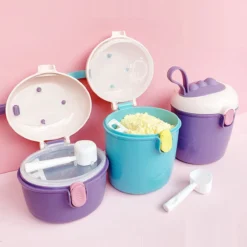 Distributeur Nourriture Pour Bébé - Boîte Doseuse De Lait En Poudre Bébé - Boîte De Voyage - Boîte De Conservation Des Aliments - Distributeur Avec Cuillère 220ML - Violet -Bébé Soldes Boutique 1200x1200 311