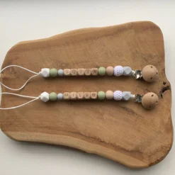 Attache Tétine Avec Nom | Personnalisé | Vert Wit - Bois | Neutre De Genre | Cadeau De Naissance | Bébé | Attache Tétine | Chaîne De Sucette | Bébés -Bébé Soldes Boutique 1200x1200 427