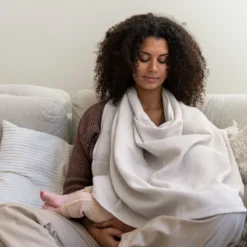 Doomoo Basics - Mom'n Play Tetra Almond - Écharpe D'allaitement Polyvalente - Coton Biologique -Bébé Soldes Boutique 1200x1200 558