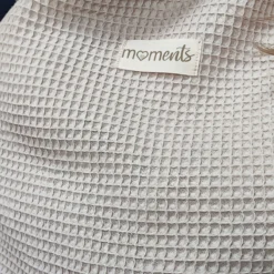 Moments Tissu D'allaitement Premium, Sable, OEKO-TEX, Respirant, Tissu D'allaitement De Luxe, Tablier D'allaitement, Tissu élégant, Gaufre -Bébé Soldes Boutique 1200x1200 599