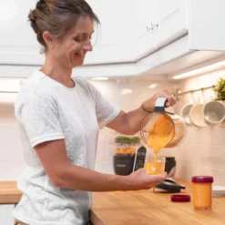 BabyMoov 8 Bocaux En Verre De 120 Et 240 Ml - Scellables Hermétiquement - Livret De Recettes Bio Inclus -Bébé Soldes Boutique 1200x1200 962