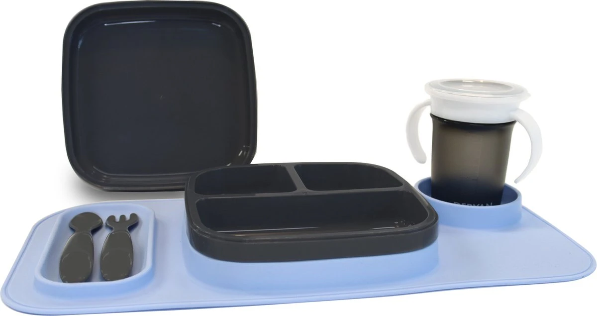 Set De Table Deryan Quuby - Set De Table - Set D'assiettes - Vaisselle Enfant - Gobelet - Blauw/ Grijs 1 Set De Table Deryan Quuby - Set De Table - Set D'assiettes - Vaisselle Enfant - Gobelet - Blauw/ Grijs