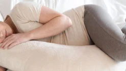 Coussin Baby's Only - Oreiller De Grossesse - Oreiller De Couchage Latéral - Oreiller De Corps Confortable - Argile - 180 Cm - Extra Doux -Bébé Soldes Boutique 1200x674 13