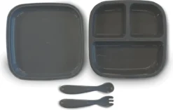 Set De Table Deryan Quuby - Set De Table - Set D'assiettes - Vaisselle Enfant - Gobelet - Blauw/ Grijs 11 Set De Table Deryan Quuby - Set De Table - Set D'assiettes - Vaisselle Enfant - Gobelet - Blauw/ Grijs -Bébé Soldes Boutique 1200x762 1