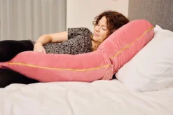 Telano De Maternité Telano XXL | Couverture Grise Et Rose | Sac De Rangement |Tissu De Velours | Coussin Nutritionnel | Forme De U | Extra Large | Oreiller De Couchage Latéral -Bébé Soldes Boutique 1200x798 3