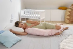 Doomoo Buddy - Coussin D'allaitement Et De Grossesse - Coton Organique - 180cm - Misty Pink -Bébé Soldes Boutique 1200x800 46
