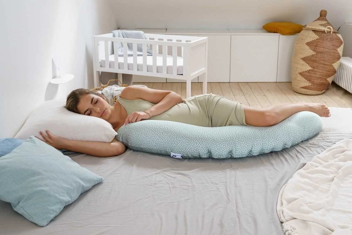 Doomoo Buddy Cover - Housse Pour Coussin D'allaitement Buddy - Coton Organique - 180 Cm - Cloudy Kaki 7 Doomoo Buddy Cover - Housse Pour Coussin D'allaitement Buddy - Coton Organique - 180 Cm - Cloudy Kaki – Image 7