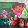 Nickelodeon 2 Sets De Table Dora, Image 3D, 43 X 29 Cm, Y Compris 2 Gobelets Assortis.