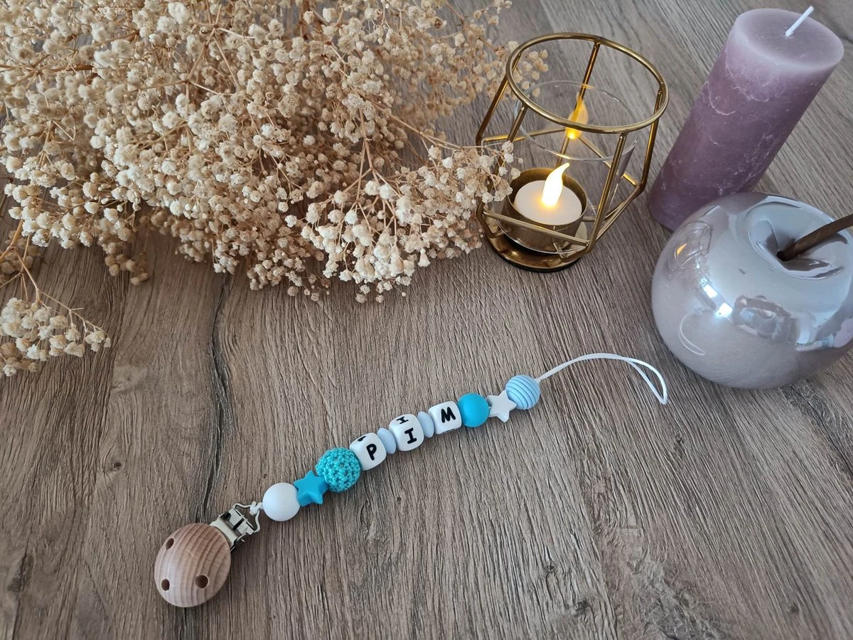 Chaîne De Tétine Avec Naam - Chaîne De Tétine Personnalisée - Cadeau De Douche De Bébé - Cadeau Personnalisé - Chaîne Pour Tétine - Blue Bébé 2 Chaîne De Tétine Avec Naam - Chaîne De Tétine Personnalisée - Cadeau De Douche De Bébé - Cadeau Personnalisé - Chaîne Pour Tétine - Blue Bébé – Image 2