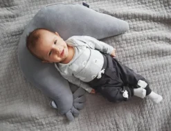 La Millou Coussin De Grossesse | Mamie Dana Le Poulet, Velours, Rafaello | Coussinet D'Allaitement, Oreiller De Maternité -Bébé Soldes Boutique 1200x916 4