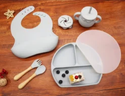 Vaisselle Vaisselle Pour Enfants En Siliconen Avec Ventouse - Set Repas Bébé - Services De Table Bébé - Couverts Bébé - Nourriture Bébé - Cadeau De Maternité - Baby Shower - Bleu Clair