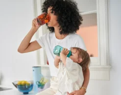 Mepal Mio – Gobelet D'entraînement 360° 300 Ml – Encourage L'auto-boire – Baie Des Marins – Peut Prendre Une Raclée – Gobelet Enfant – Gobelet étanche -Bébé Soldes Boutique 1200x936 4