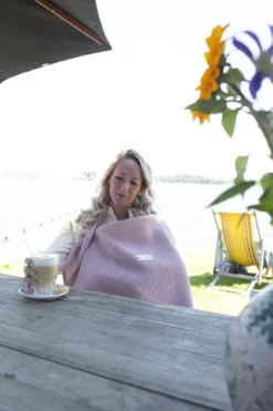 Tissu D'allaitement Moments Premium, OEKO-TEX, Respirant, Rose, Tissu D'allaitement De Luxe, Tablier D'allaitement, Tissu élégant, Gaufre -Bébé Soldes Boutique 799x1200 2