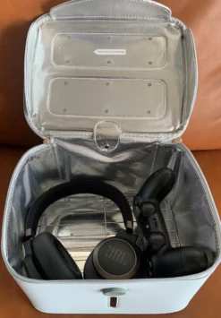 Stérilisateur 59s, Trousse De Beauté Softshell. Pour Stériliser Divers Objets, Comme Un Masque Buccal, Un Téléphone, Des Clés, Des Outils De Maquillage, Du Matériel De Coiffure, Etc. 18 Stérilisateur 59s, Trousse De Beauté Softshell. Pour Stériliser Divers Objets, Comme Un Masque Buccal, Un Téléphone, Des Clés, Des Outils De Maquillage, Du Matériel De Coiffure, Etc. -Bébé Soldes Boutique 834x1200