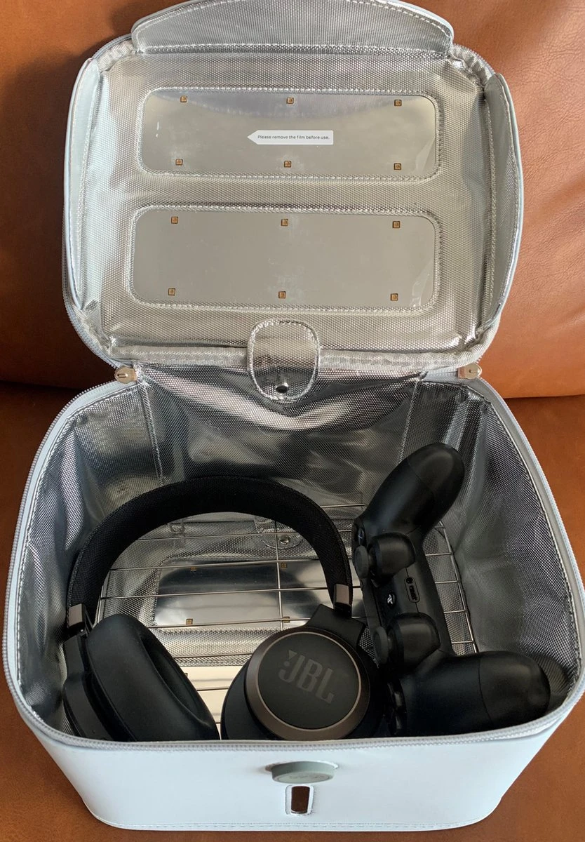 Stérilisateur 59s, Trousse De Beauté Softshell. Pour Stériliser Divers Objets, Comme Un Masque Buccal, Un Téléphone, Des Clés, Des Outils De Maquillage, Du Matériel De Coiffure, Etc. 6 Stérilisateur 59s, Trousse De Beauté Softshell. Pour Stériliser Divers Objets, Comme Un Masque Buccal, Un Téléphone, Des Clés, Des Outils De Maquillage, Du Matériel De Coiffure, Etc. – Image 6