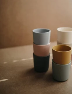 Tasse à Boire Mushie | SALOPETTE | Tasses | 2 Pièces | Vanille | Coupe | Tasse De Pratique | Vanille | Beige -Bébé Soldes Boutique 911x1200 2