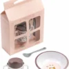 Coffret Cadeau Smallstuff , Service De Table Pour Enfants - Mélamine - Composé D'un Bol, D'une Cuillère Et D'une Tasse à Bec Avec Anse
